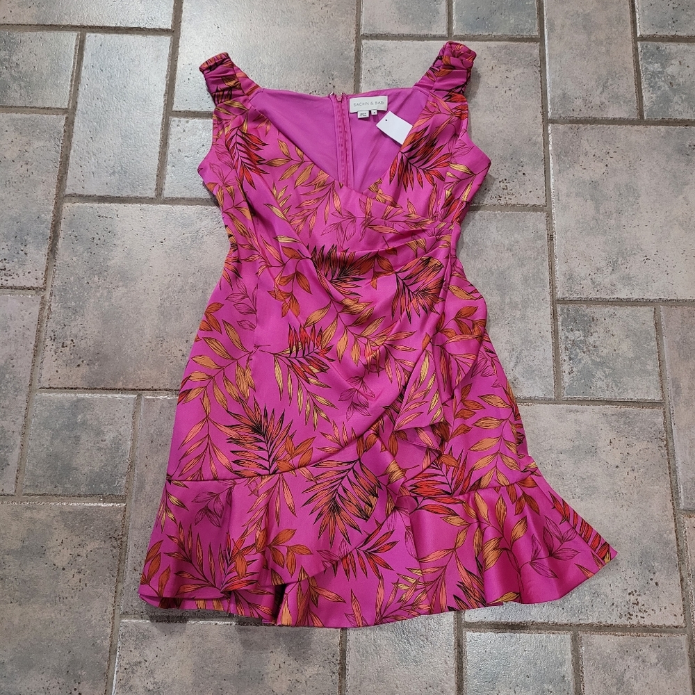 🤑SOLD🤑Sachin & Babi Abigail Off-The-Shoulder Leaf Print Satin Twill Wrap Dress - Picture 7 of 13